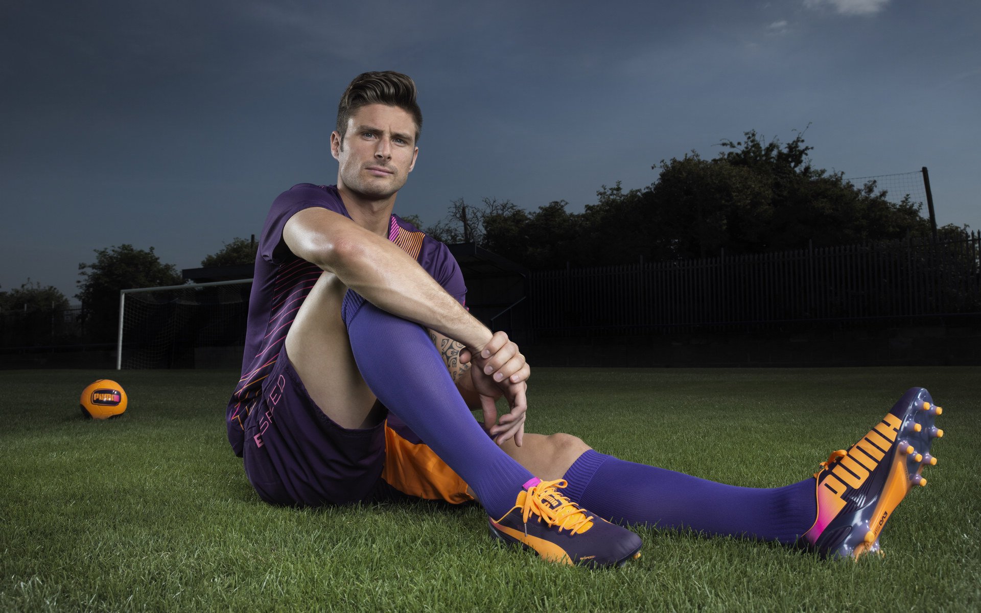 布莱顿加强空间利用拉扯对手防线,布莱顿mod